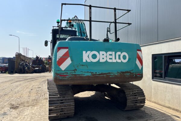4 Kobelco SK210LC-9