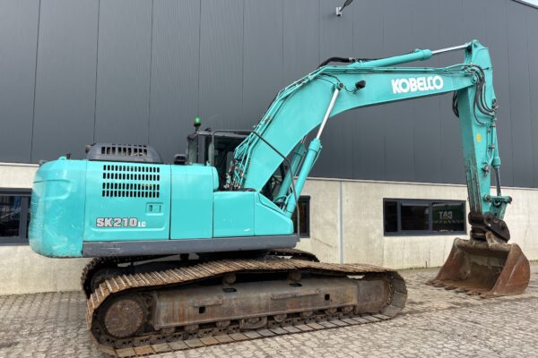 6 Kobelco SK210LC-10