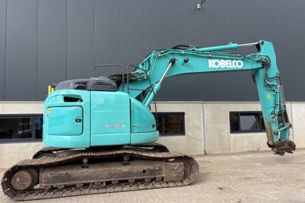 6 Kobelco SK230SRLC-5