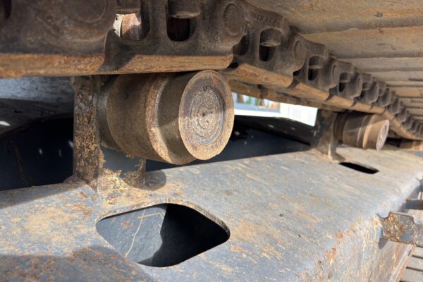 Undercarriage 3