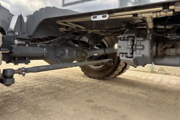 Undercarriage 3