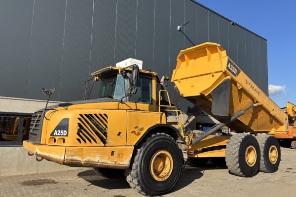 1 Volvo A25D