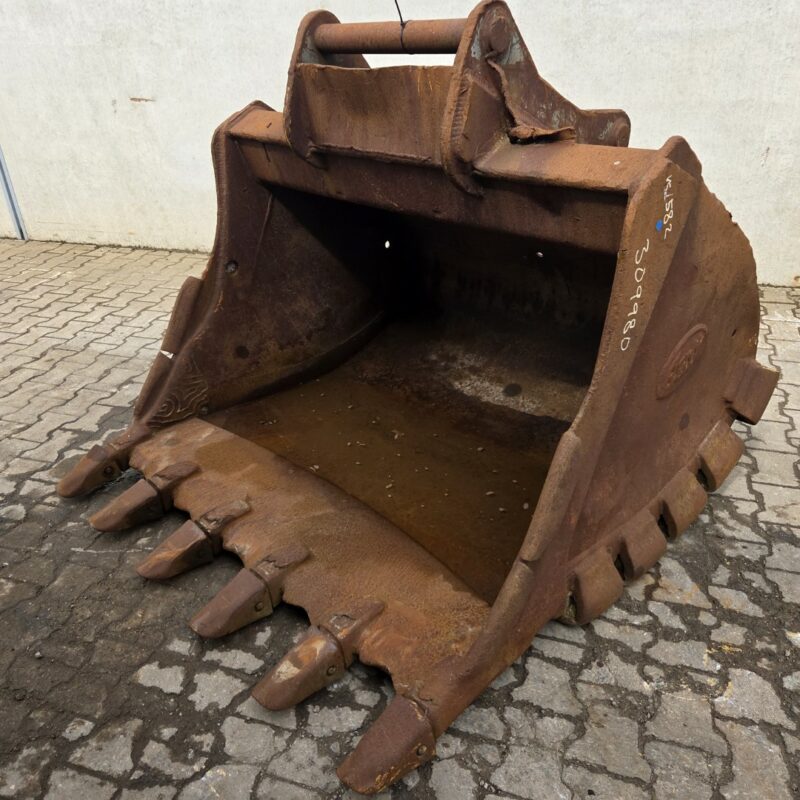 bucket to fit oilquick OQ70