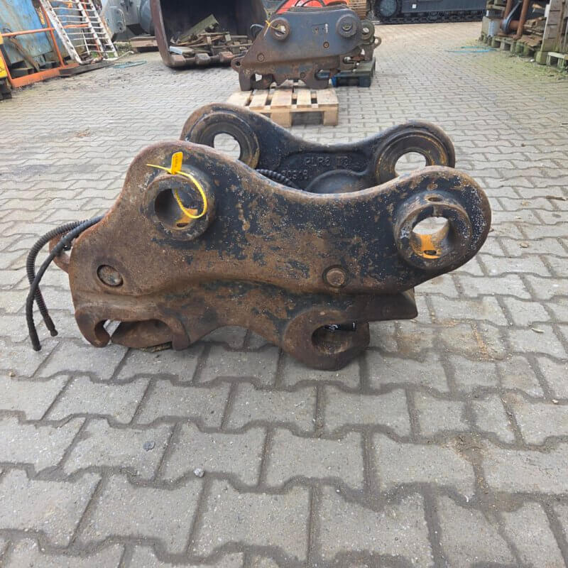 jcb 220 hydraulic quickcoupler