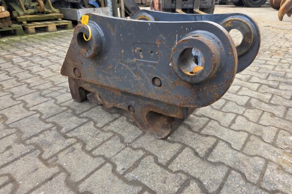 Volvo ec220el quickcoupler