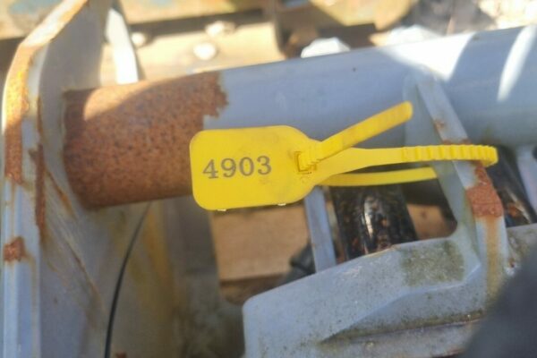 4903 S60 Oilquick (6)