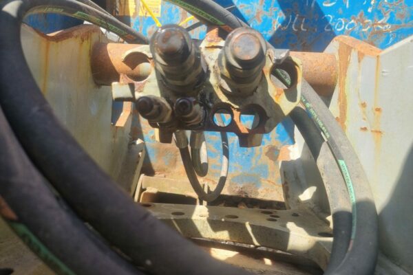 4903 S60 Oilquick (9)