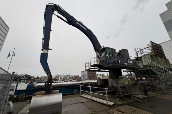 5 Sennebogen 830 Elec