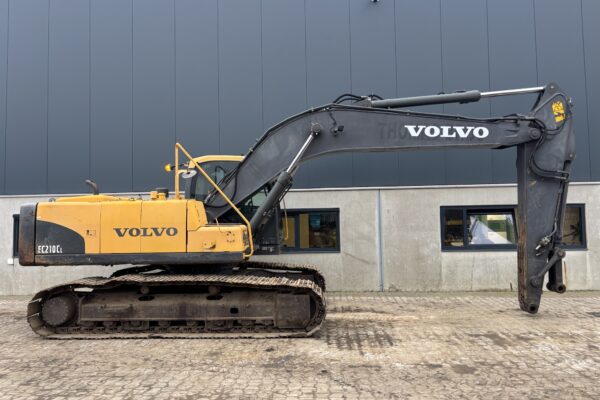 5 Volvo EC210CL
