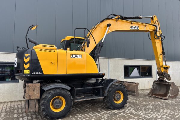 6 JCB JS160W