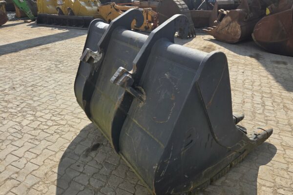 614749 teethbucket CW40 (6)