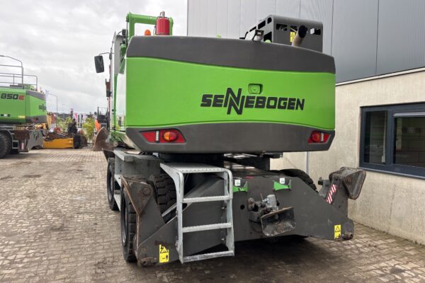 8 Sennebogen 818