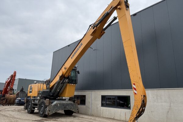 9 Liebherr LH50
