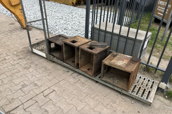 Undercarriage extensions