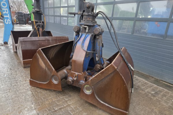 TGS grap Clamshell 2250ltr