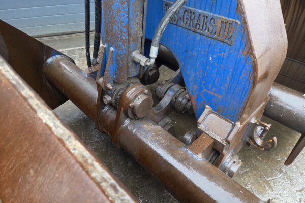 247567 clamshell (19)