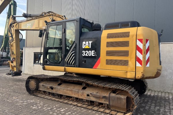 3 CAT 320EL