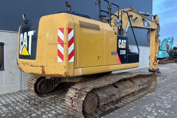 5 CAT 320EL