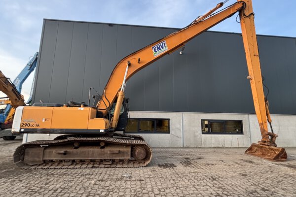 8 Hyundai 290LC-7A LR