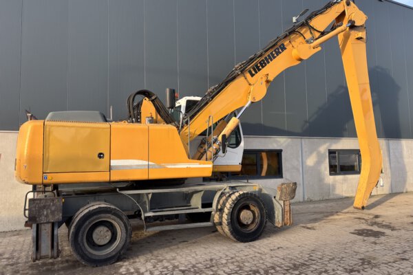 9.1 Liebherr A924C