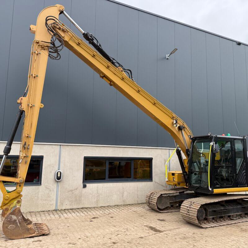 CAT 313
