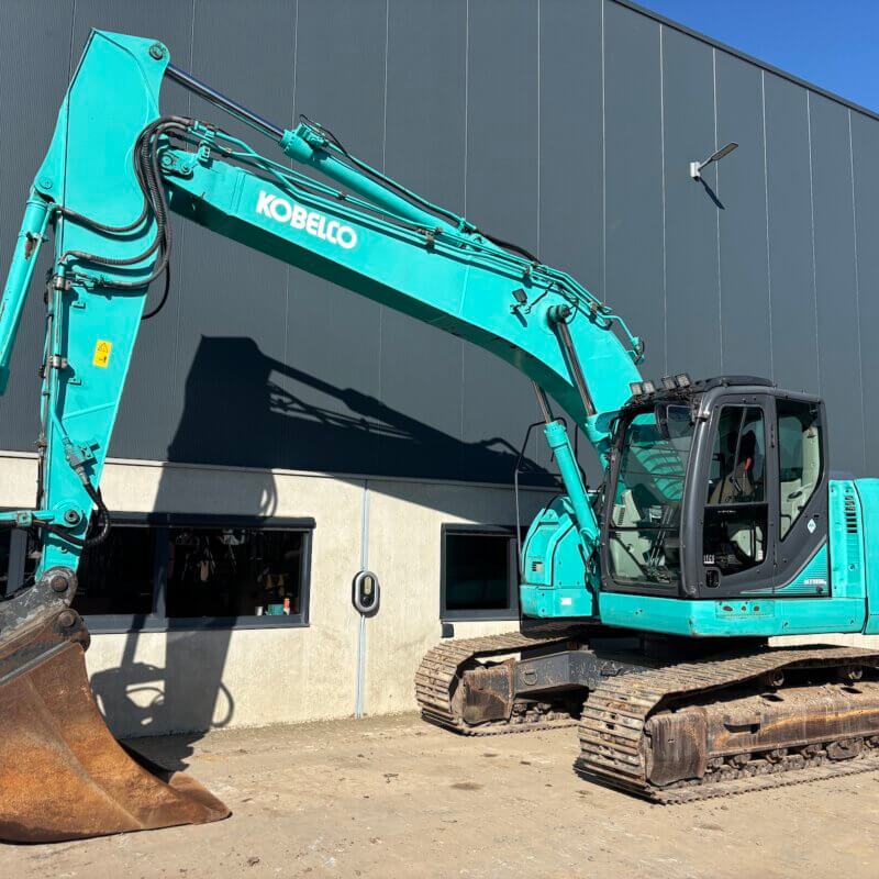 Kobelco 230