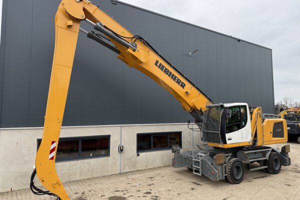 1 Liebherr LH40 M