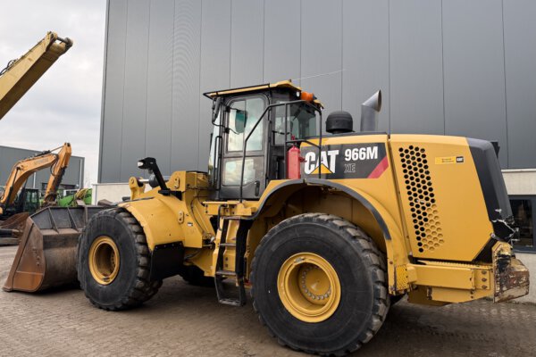 2 Cat 966MXE