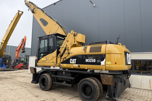 2 Cat M325D-MH