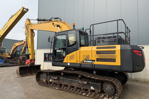 2 SANY SY265C LC