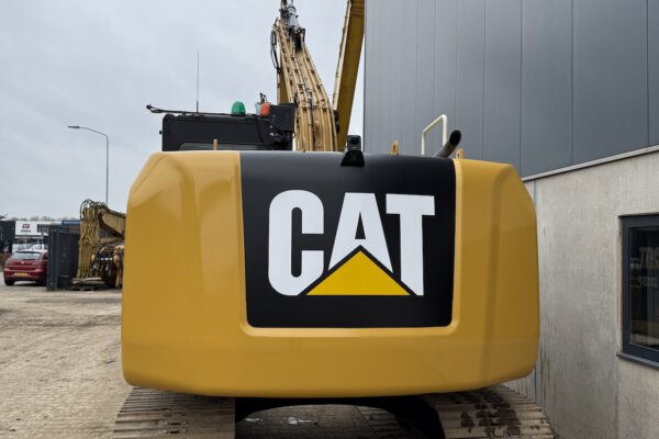3 Cat 313F LR