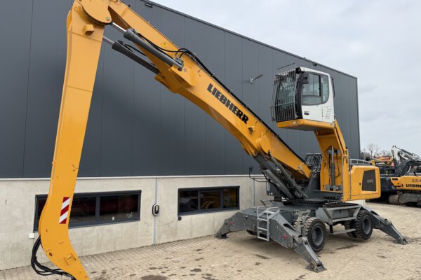 6 Liebherr LH40 M