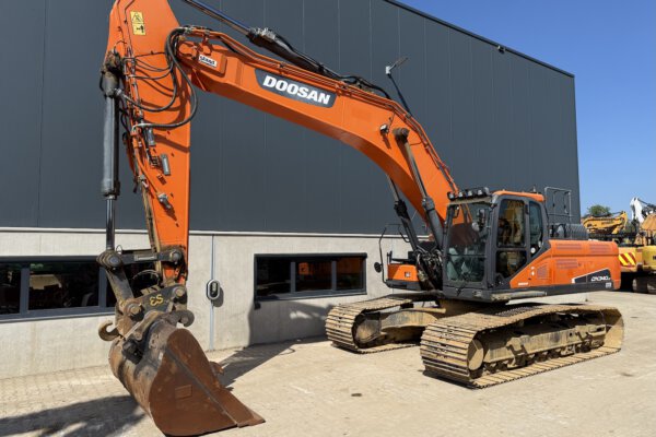 1 Doosan DX340LC-5