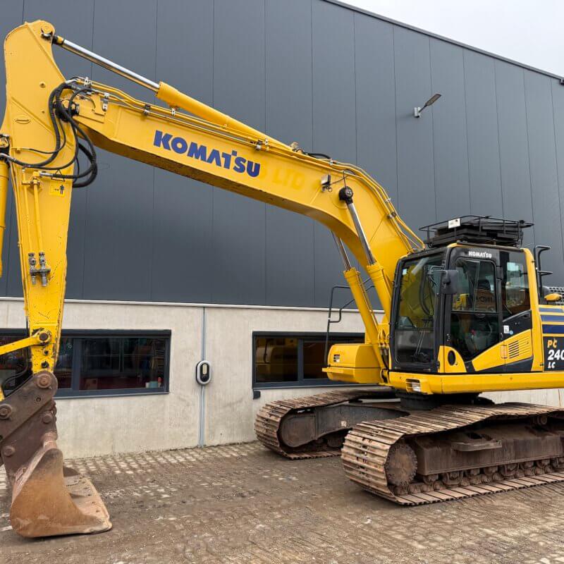 Komatsu Pc240