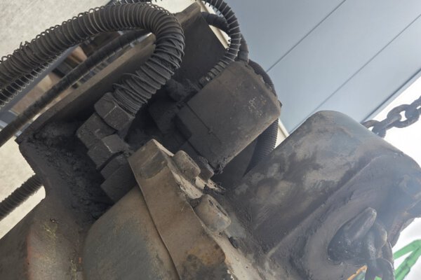 247568 Clamshell (9)