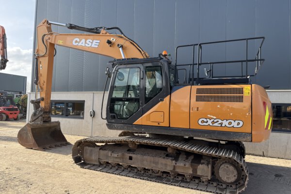 3 Case CX210D