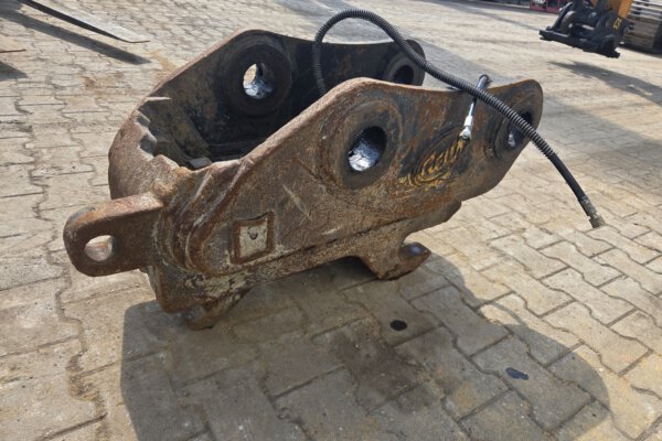 4872 quickcoupler (3)