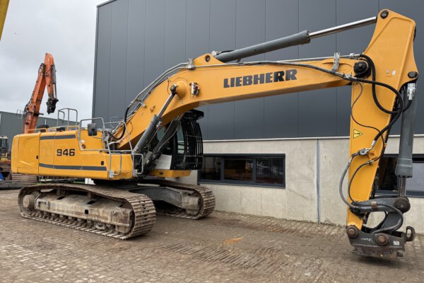 7 Liebherr R946LC