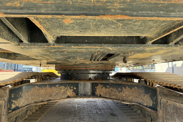 Undercarriage 1