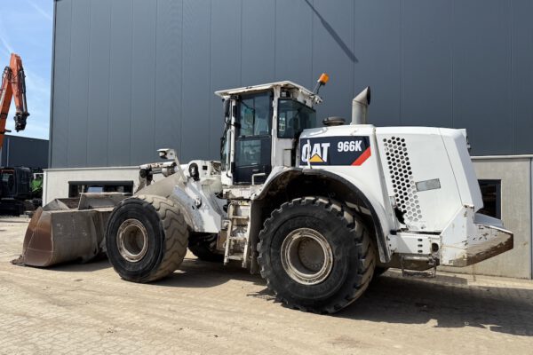 2 Cat 966K
