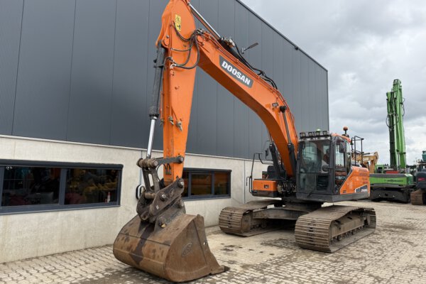 5 Doosan DX225LC-5