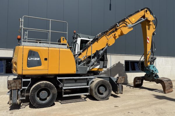 9 Liebherr LH22M
