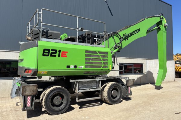 9.1 Sennebogen 821