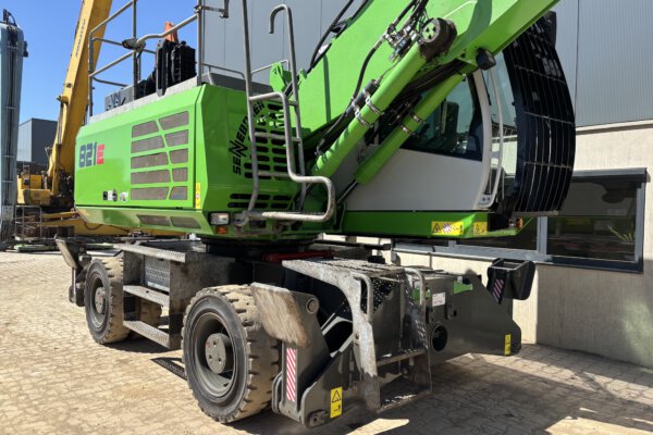 9.4 Sennebogen 821
