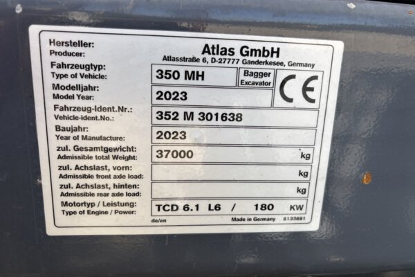 Serial number plate