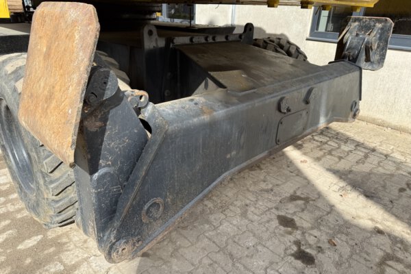 Undercarriage 2