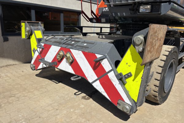 Undercarriage 2
