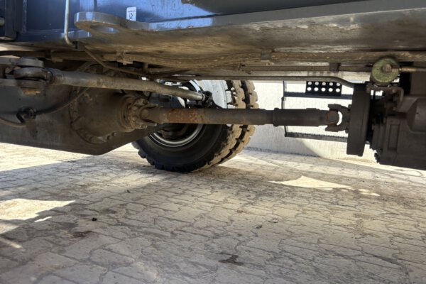 Undercarriage 3