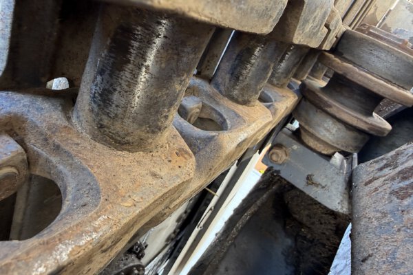 Undercarriage 3