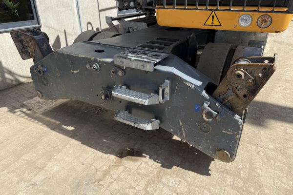 Undercarriage 4